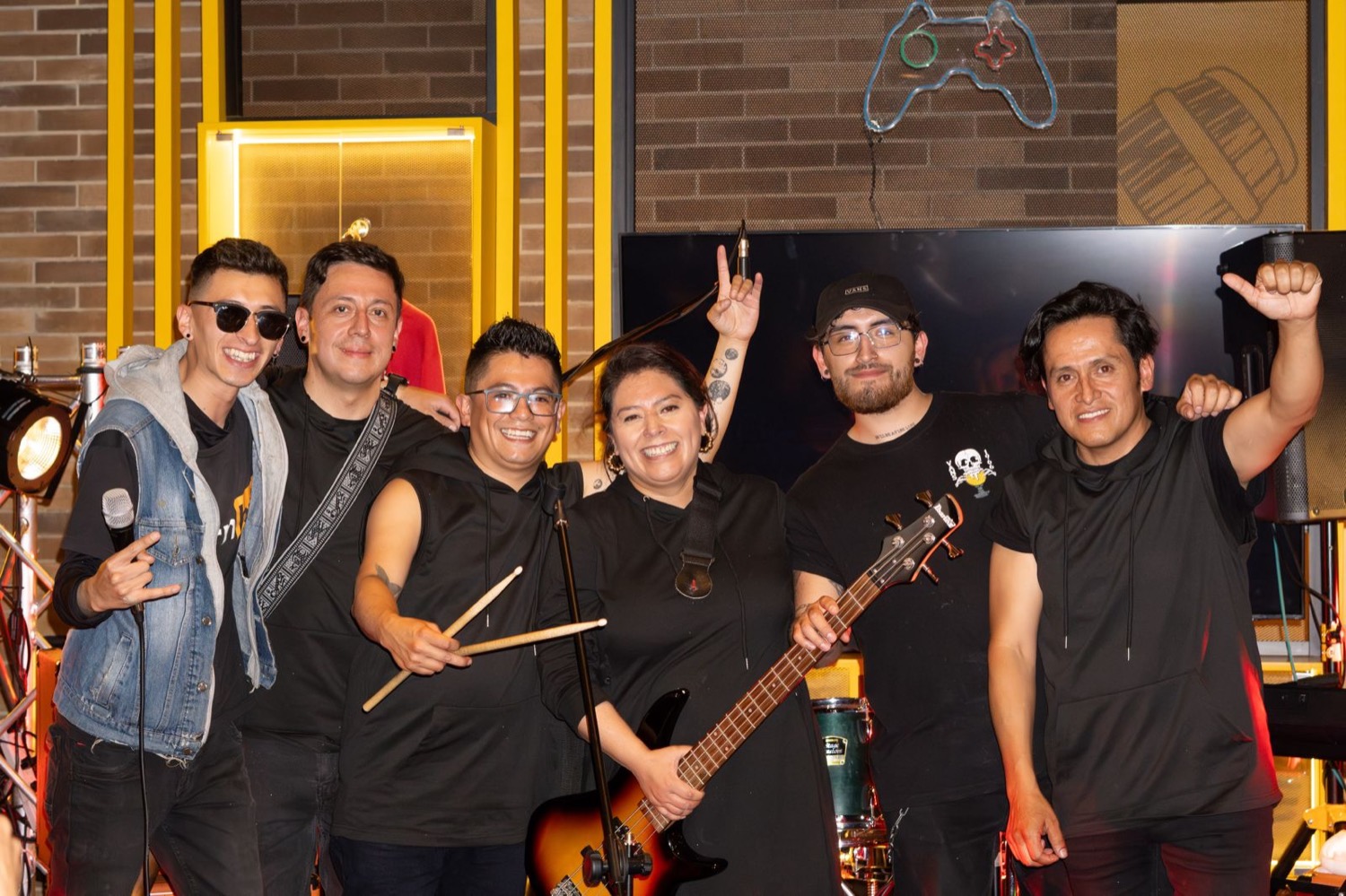 Te Razza Roja Band, foto grupal de la banda completa